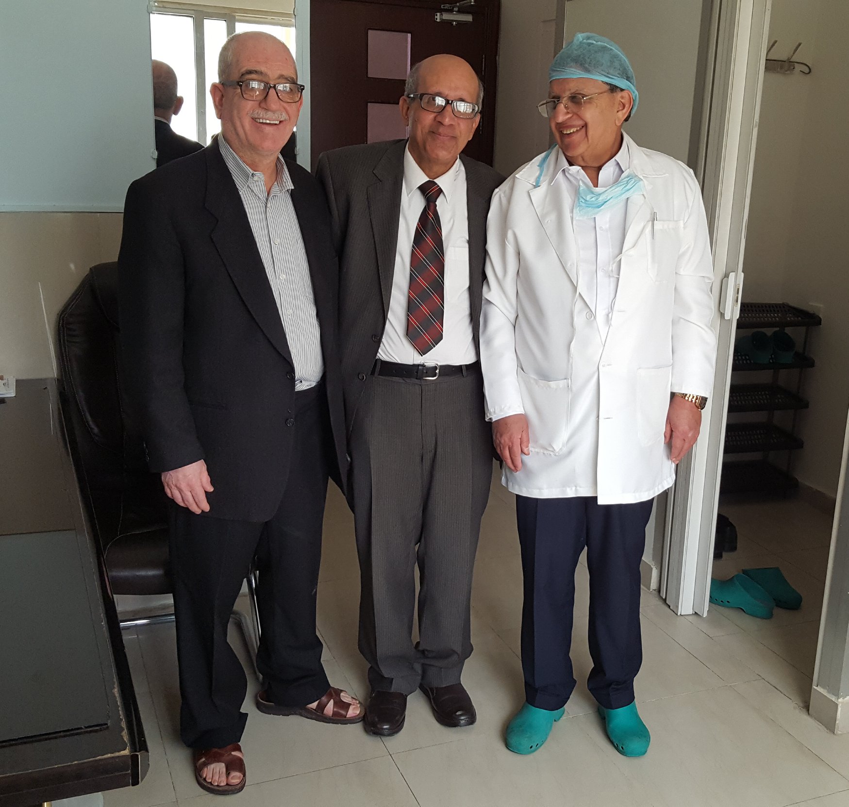 زياره لمستشفى الاهلي في وسط مدينه عمان بجوار المستشفى الاسلامي سعدنا ظهر يوم الاربعاء ( 9 — مايو — 2018 ) بلقاء زملاء اعزاء